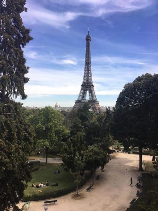 Eiffel Tower Paris Apartment Luaran gambar