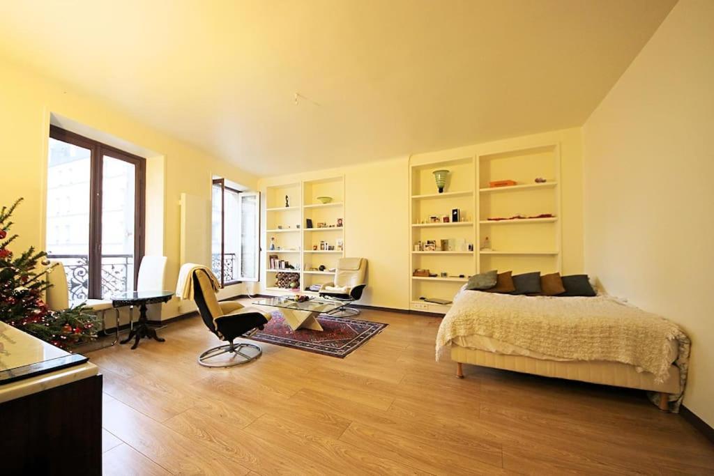 Eiffel Tower Paris Apartment Luaran gambar
